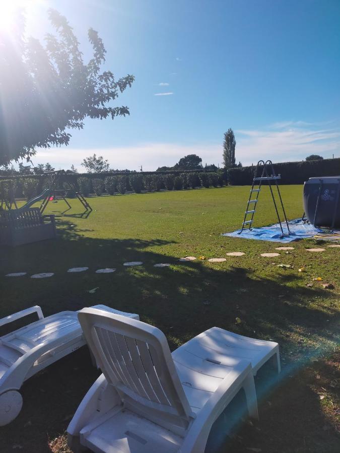 Logement Atypique Arles Luaran gambar